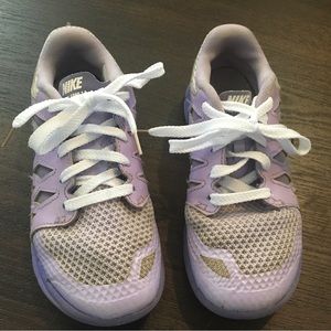 Lavender Nike Lace Up Athletic Shoes in Kids Size 13c